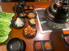 -肉甲韩国木炭烤肉(新壹街1店)