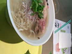 -蔡澜PHO(海岸城店)