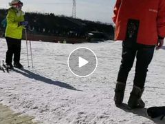 -采薇庄园四季滑雪场