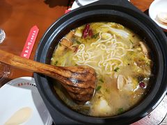 -周鱼小馆石锅酸菜鱼(活力汇店)