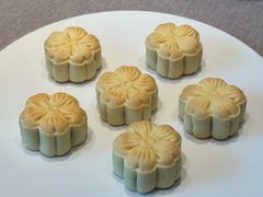紫薯流沙包-新荣记(南京西路店)
