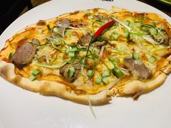 北京烤鸭披萨-JINNS锦时 steak&pizza(浸信会礼拜堂旧址店)