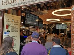 -Gelateria Dondoli