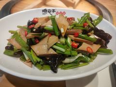 -咱屯子铁锅炖直营店(保利店)