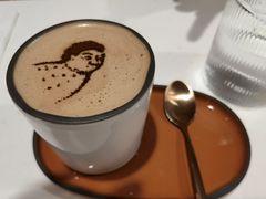 -潮一不贰·法式甜品·生日蛋糕·西式简餐(外滩店)