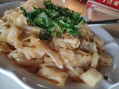 -百荷园蔬食自助餐厅(德辉广场店)