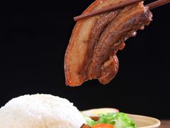 -咱家王新国把子肉(县东巷店)