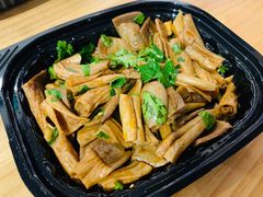 -盒马鲜生(红莲店)