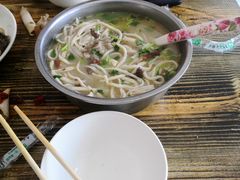 风干羊肉剁荞面-陕北农家小吃风干羊肉剁荞面