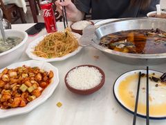 -鑫巴蜀小镇 · 水煮鱼专研店(玉桥店)