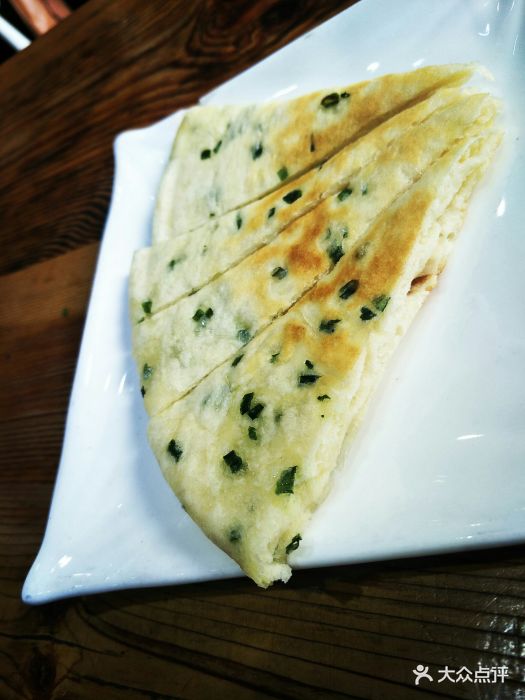 二哥土鸡米线香酥葱油饼图片 - 第1张