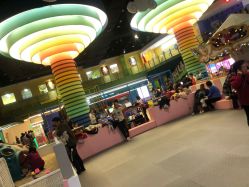 -玩塾品格乐园(宇宙太空龙旗店)