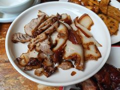 -老鼎万春卤菜(五代传承创始老店)