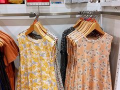 -优衣库(上海中山公园兆丰广场店)