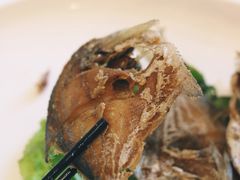 椒盐小鲳鱼-天桥饭店·特色海鲜(金山嘴渔村店)