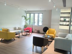 -爱车行 奥迪 奔驰 宝马 保时捷 路虎 专业 维修保养 原厂 奥迪改装升级 中心(静安店)