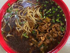 -小龙大肉面馆