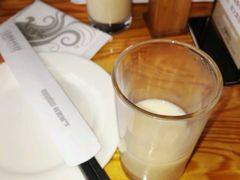 -苹果树下艺术餐厅(宋庄店)
