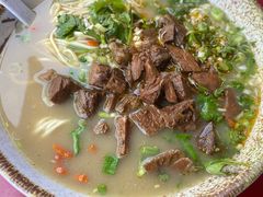 -金杨拉面王小吃面馆·牛三宝面·红烧牛肉粉