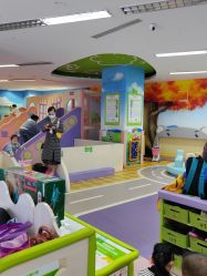 -孩子王(昆山招商花园城店)