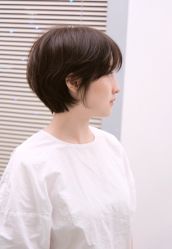 -虫二·专注健康烫染沙龙