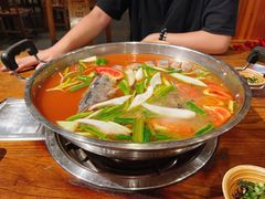 -快活林酸汤鱼鲜品火锅店(甲秀楼店)