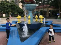 -史努比缤纷世界