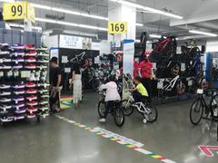 -迪卡侬(西华店)