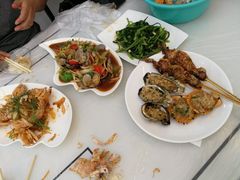 -覃记海鲜美食餐厅