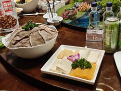 -牛鼎盛新疆雪花鲜牛火锅(武夷绿洲 店)