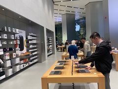 -Apple零售店(华贸购物中心店)