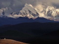-贡嘎雪山