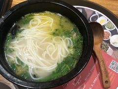 -妈妈故事米线(市府恒隆店)
