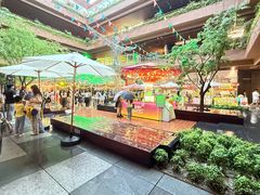 -瑞虹新天地月亮湾