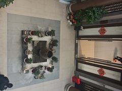 -梅花香里大酒店(郁金香路店)