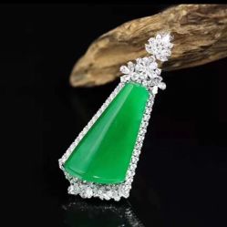 -北京七彩云南翡翠珠宝旗舰店(月坛店)