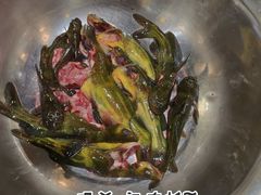 三角峰-肖肖酸萝卜鱼火锅(总店)