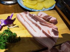 -唯成•韩国炭火烤肉 유성고기