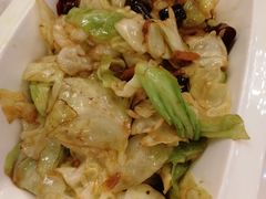 炝炒圆白菜-水煮鱼乡·川京菜(蛇口店)