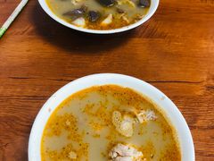 -春雨羊汤店(广开四马路总店)