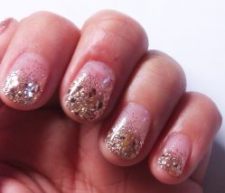 金色细、大亮片光疗渐变-娃娃美甲wawa nail salon
