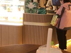 -奈雪的茶(湖滨银泰in77C区PRO店)