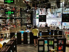 -钟书阁(群光广场店)
