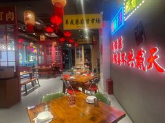 -黄弟大排档·湖南菜·小龙虾·小海鲜(凯旋北路店)