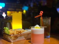 -啤客走廊