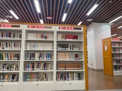 -厦门市图书馆(集美新城馆区)
