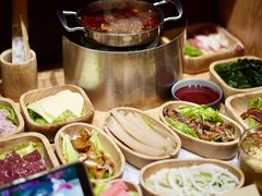 -独食火锅·半米屋台(直营总店)