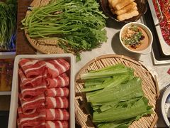 精选肥牛-尚尚仙·酸汤猪手·猪肚鸡火锅(华联万柳购物中心店)