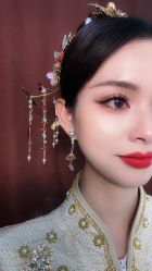 -艾米丽婚纱礼服