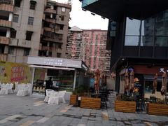 -江燕路万科里